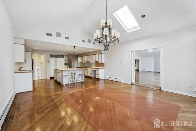 $3,325,000 | 951 Scioto Drive, Franklin Lakes, NJ 07417