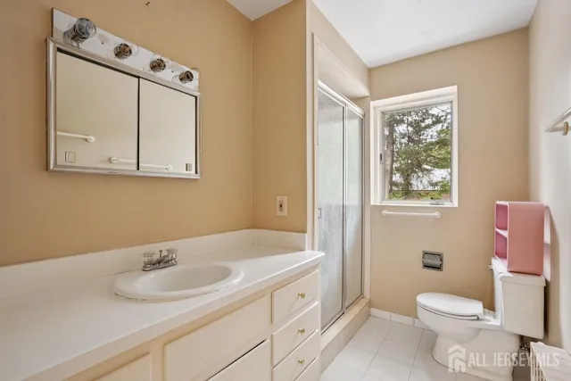 $3,325,000 | 951 Scioto Drive, Franklin Lakes, NJ 07417