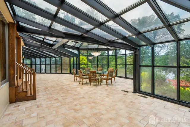 $3,325,000 | 951 Scioto Drive, Franklin Lakes, NJ 07417