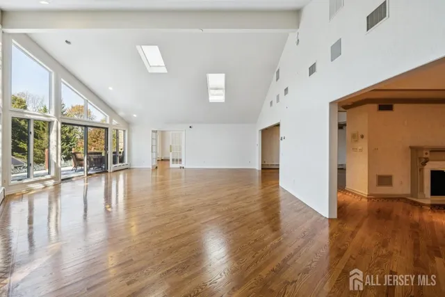 $3,325,000 | 951 Scioto Drive, Franklin Lakes, NJ 07417