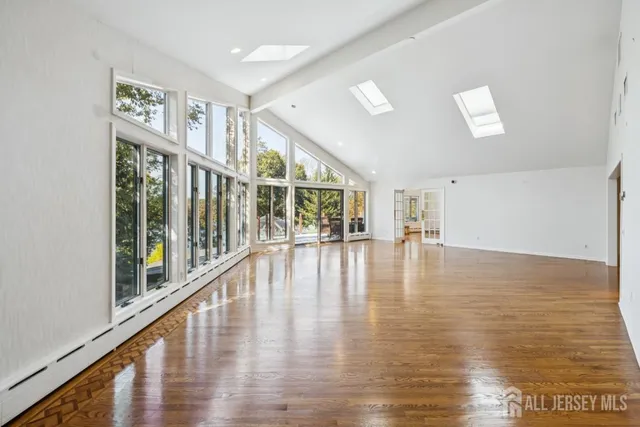 $3,325,000 | 951 Scioto Drive, Franklin Lakes, NJ 07417