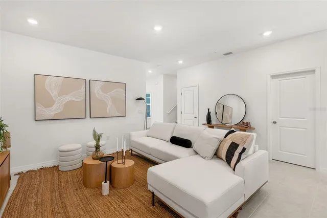 $351,990 | 718 Blissful Gdns Way, Apopka, FL 32703