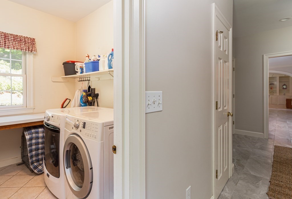 7 Hearthstone Road Hopkinton, MA 01748 - Photo 16 of 40 Gallery Image 16