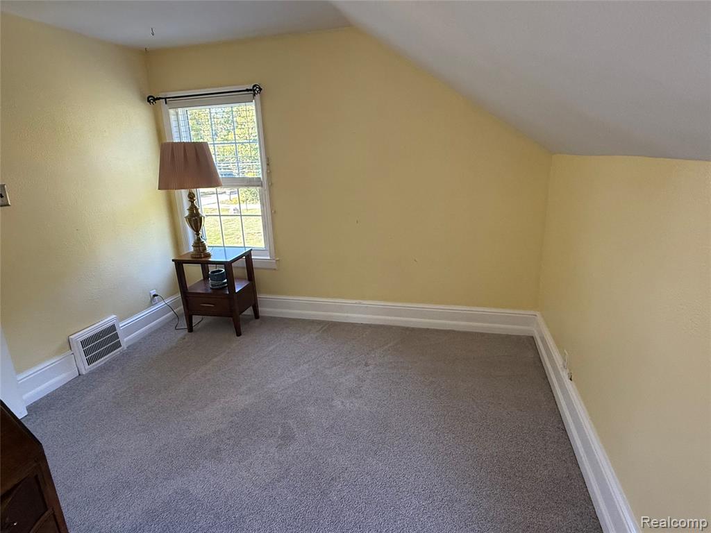 8346 Rucker Road Grosse Ile, MI 48138 - Photo 13 of 25