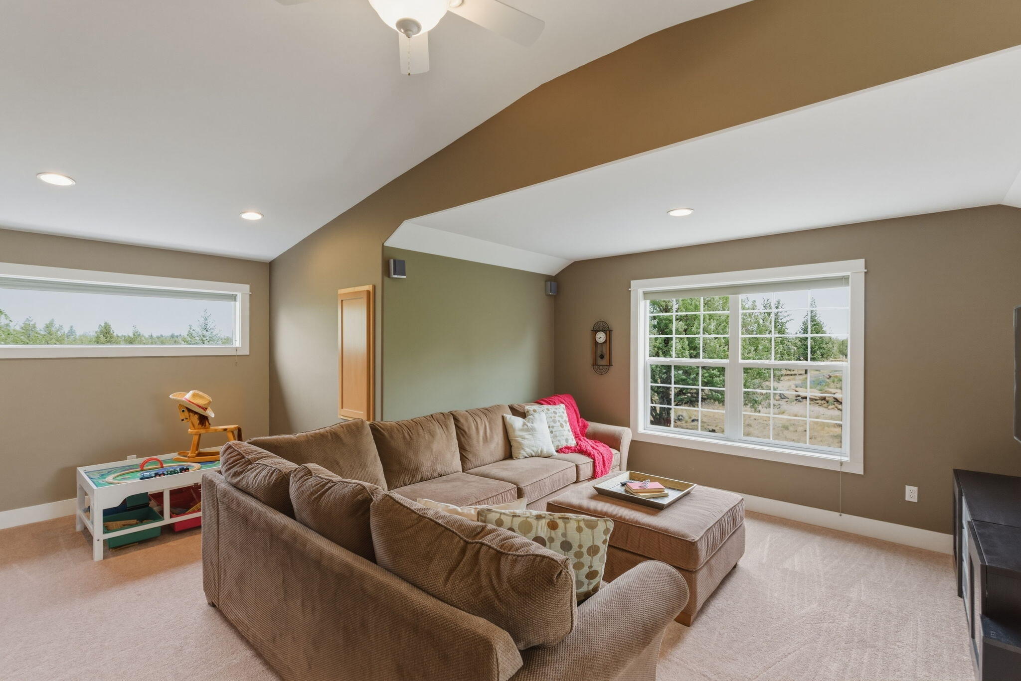 17584 Mountain View Road Sisters, OR 97759 - Photo 54 of 74