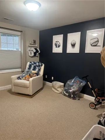 $2,400 | 6 Gray Coach Lane, Unit 606, Cranston, RI 02921