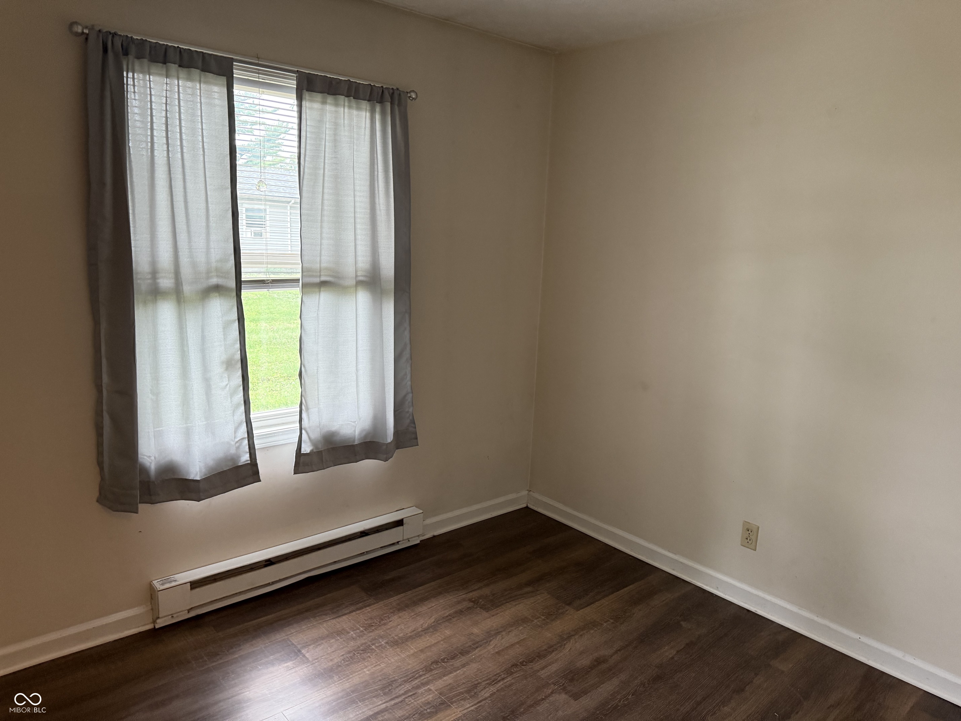 210 South Walnut Street Atlanta, IN 46031 - Photo 3 of 19