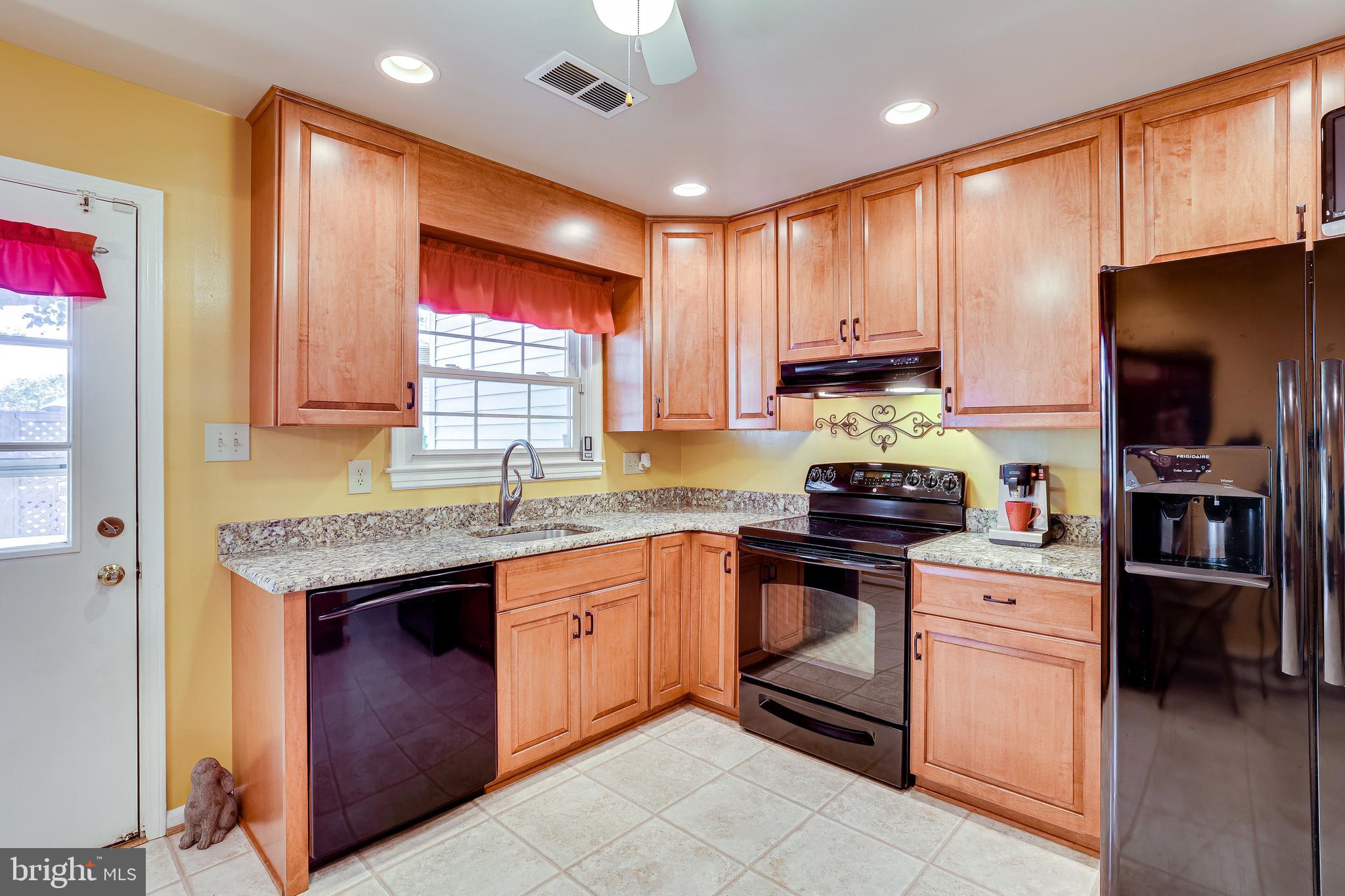 306 South Harrison Road Sterling, VA 20164 - Photo 17 of 67 Gallery Image 17