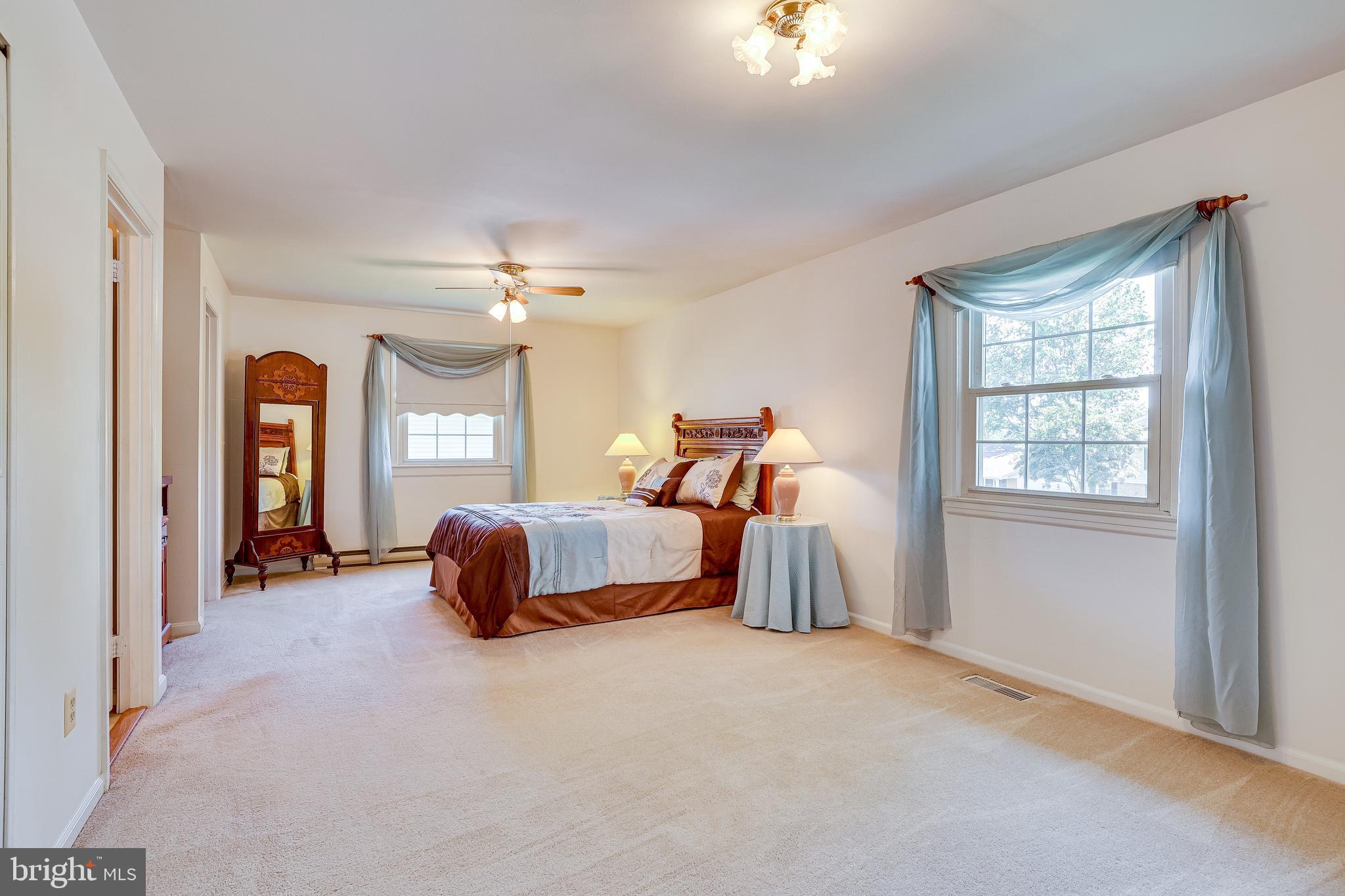 306 South Harrison Road Sterling, VA 20164 - Photo 29 of 67 Gallery Image 29