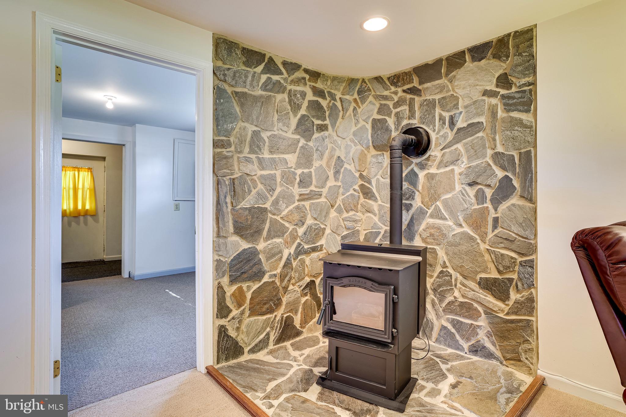 306 South Harrison Road Sterling, VA 20164 - Photo 49 of 67 Gallery Image 49