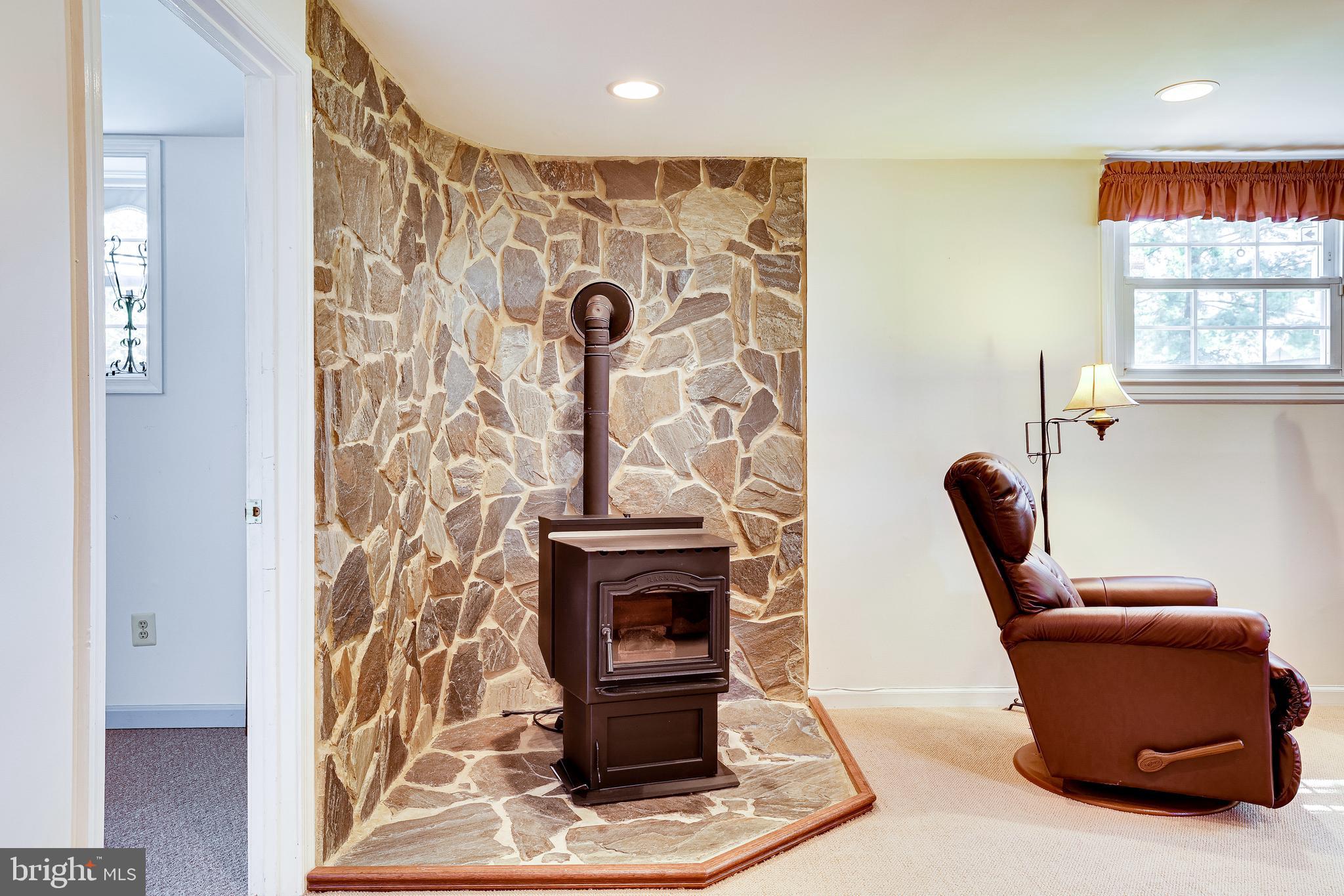 306 South Harrison Road Sterling, VA 20164 - Photo 50 of 67 Gallery Image 50