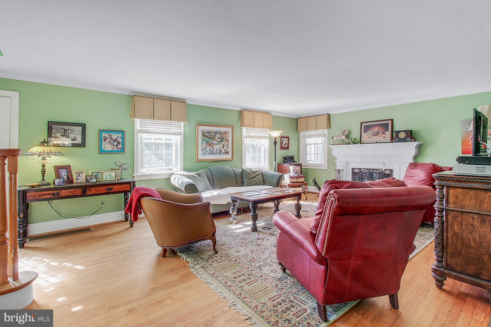 4050 Dance Mill Road Phoenix, MD 21131 - Photo 4 of 36 Gallery Image 4
