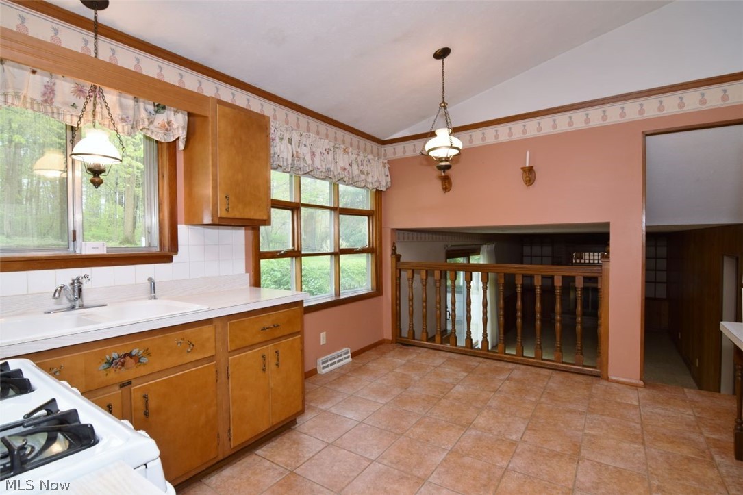 6977 Springledge Road Northfield, OH 44067 - Photo 15 of 47 Gallery Image 15