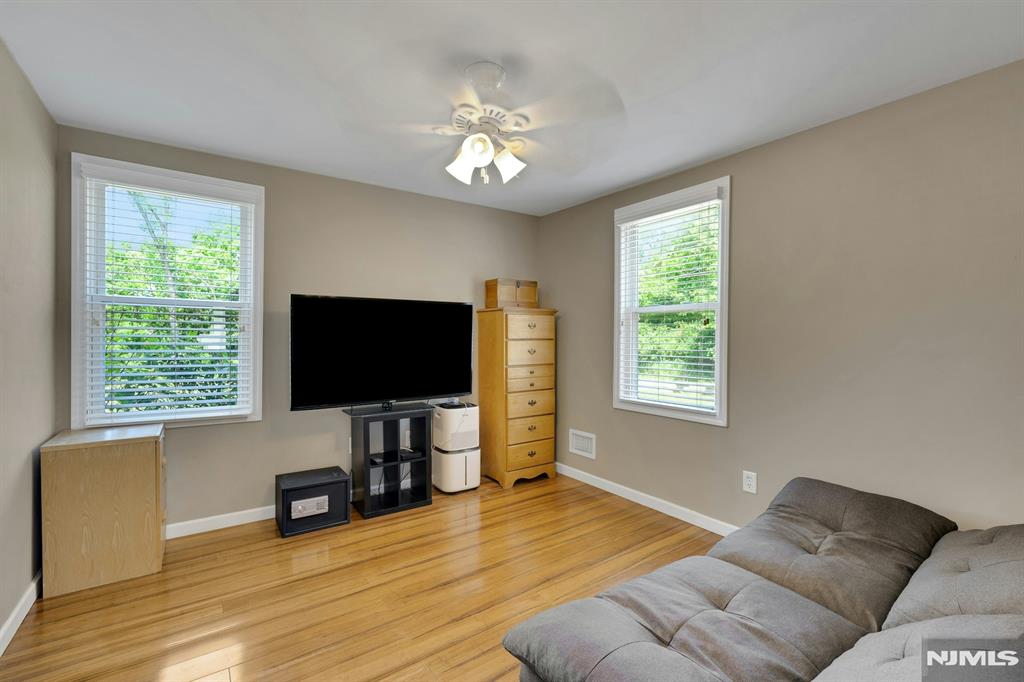 106 Steinmetz Road Hillsborough, NJ 08844 - Photo 11 of 30