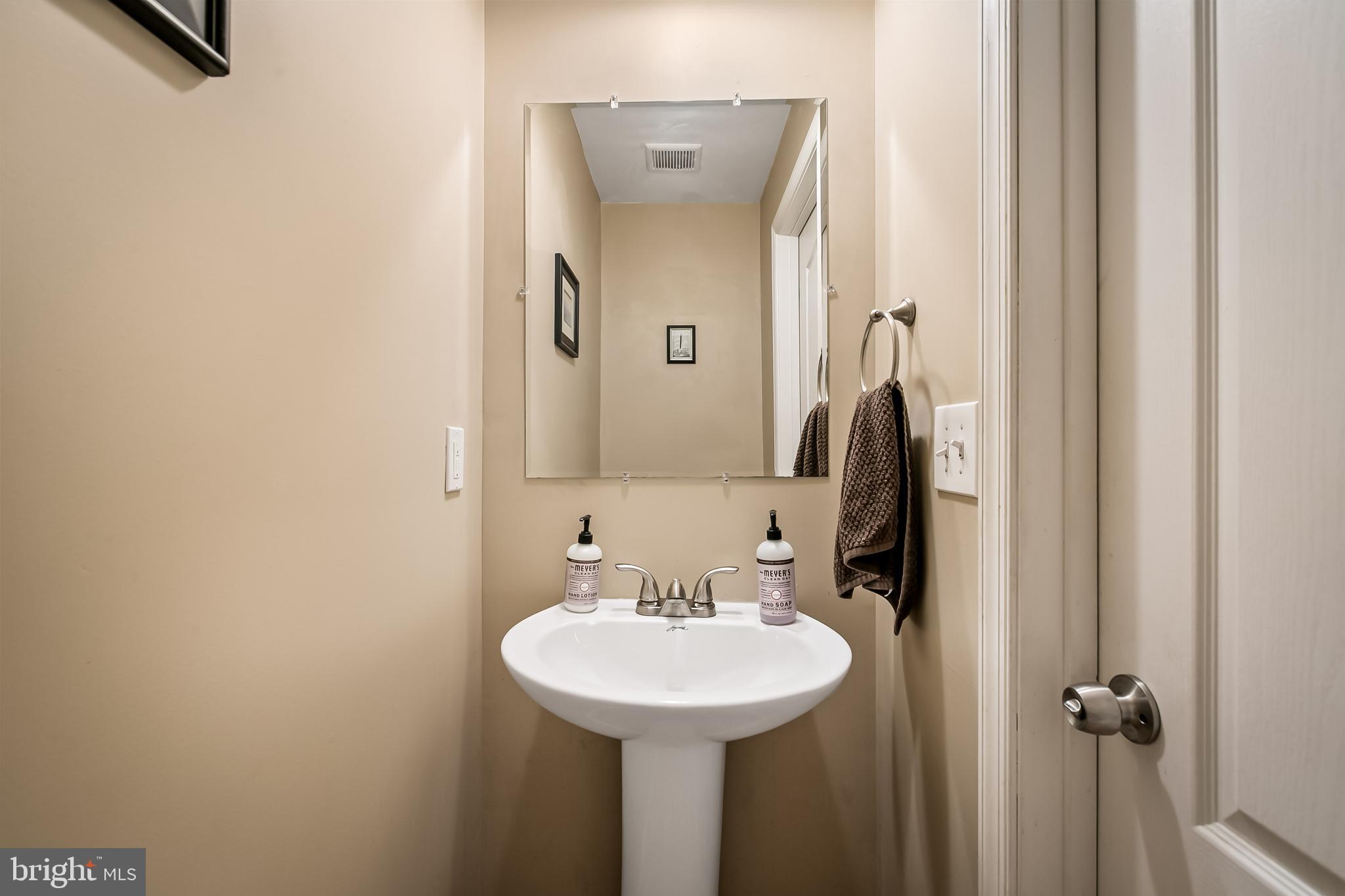 1732 South Hanover Street Baltimore, MD 21230 - Photo 16 of 34