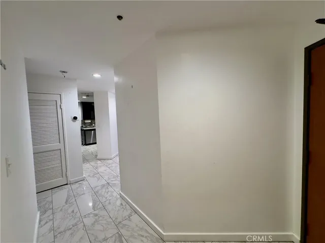 $840,000 | 1310 East Ocean Boulevard, Unit 101, Long Beach, CA 90802