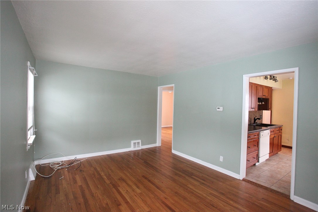 5943 Broadview Road Parma, OH 44134 - Photo 3 of 28