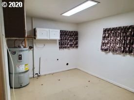 505 34th Street Springfield, OR 97478 - Photo 5 of 12