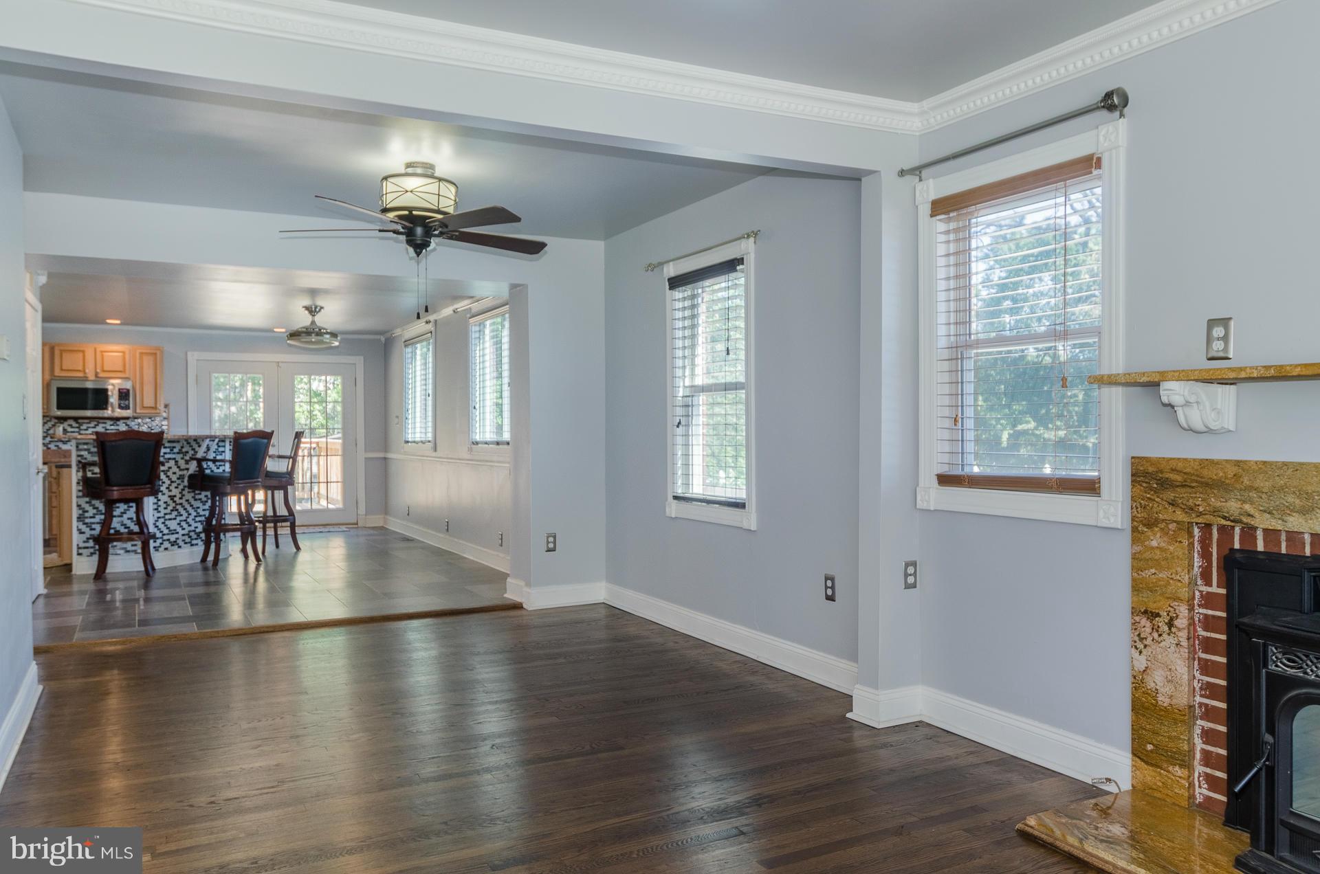 4508 Silver Spring Road Perry Hall, MD 21128 - Photo 4 of 30 Living Room