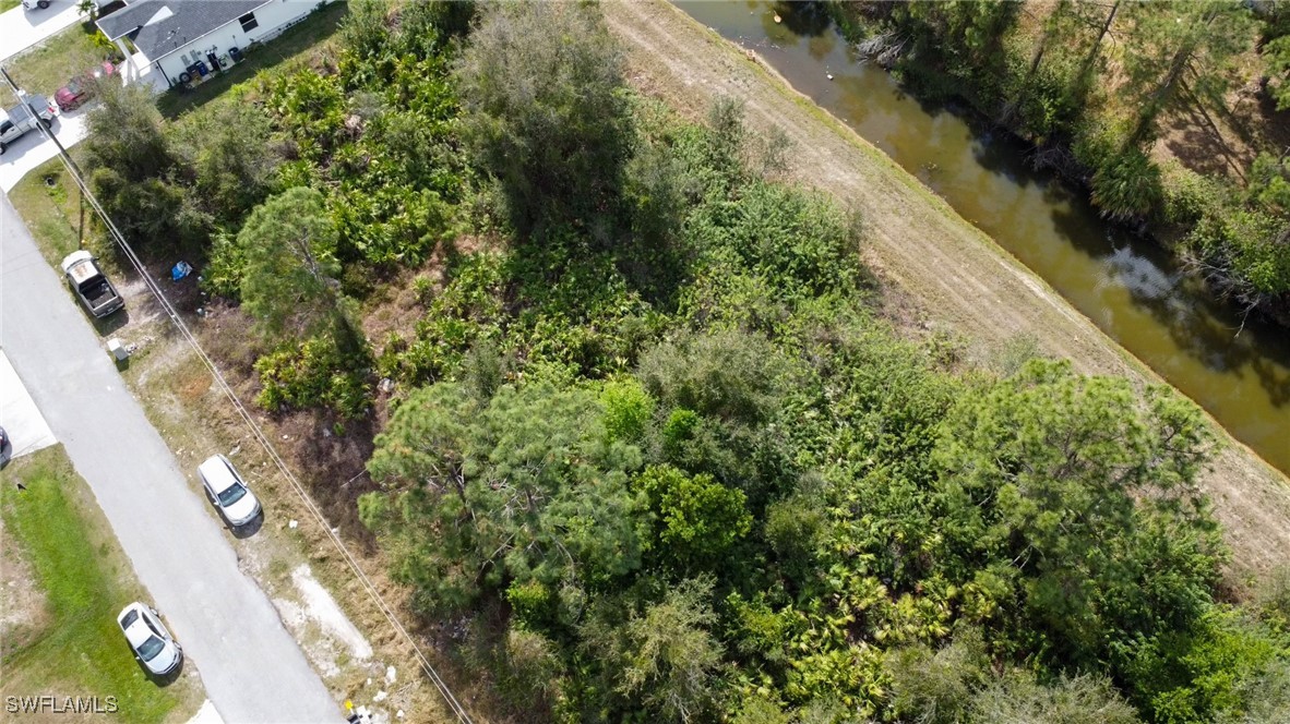2216 Kenneth Avenue South Lehigh Acres, FL 33973 - Photo 2 of 3 a view of a garden