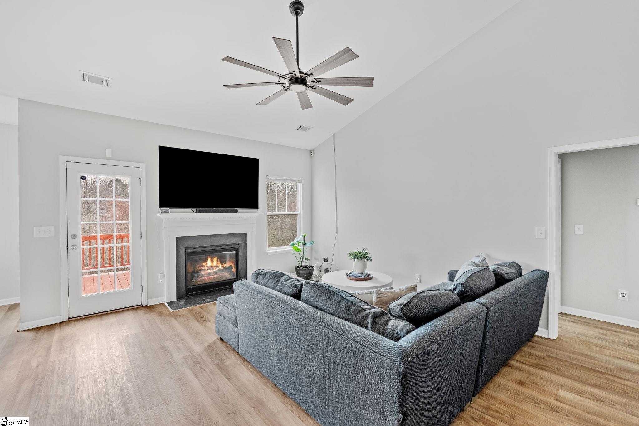 240 Rivers Edge Circle Simpsonville, SC 29680 - Photo 12 of 26