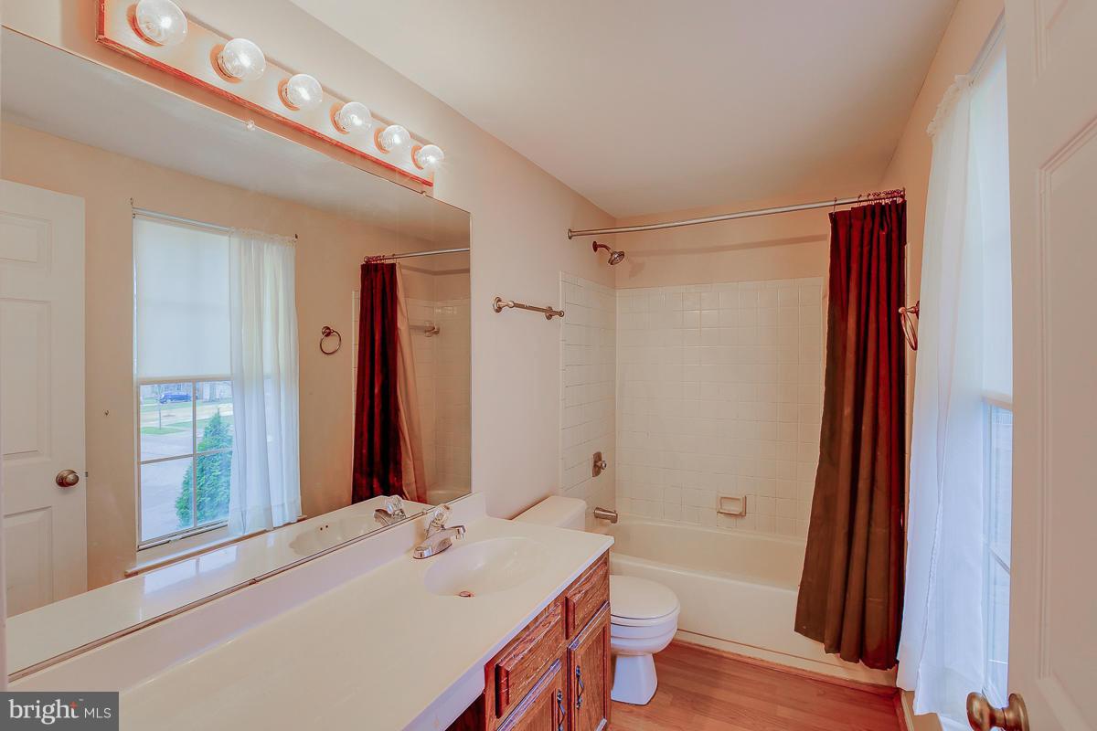 7249 Single Wheel Path Columbia, MD 21046 - Photo 20 of 29 Bath