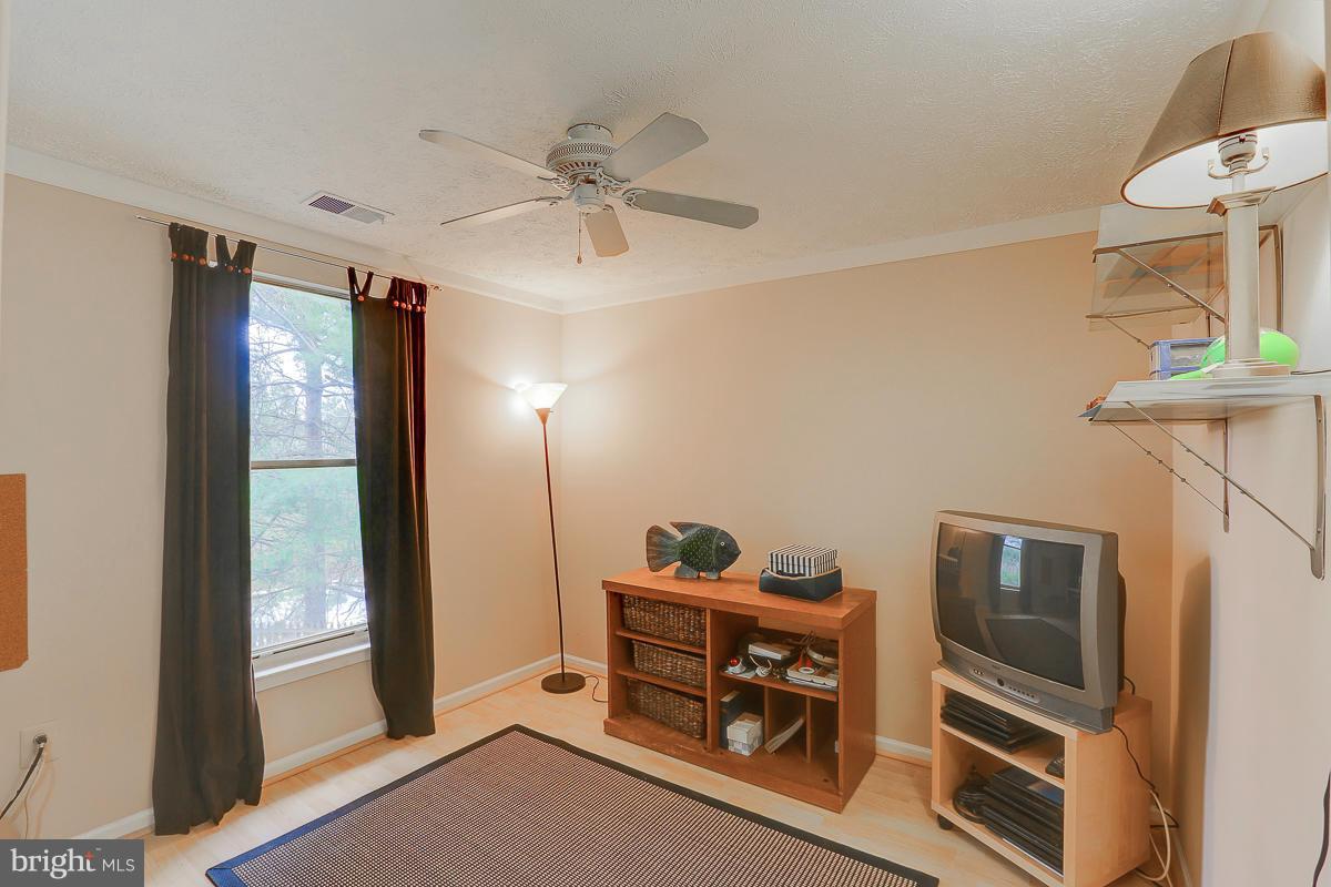 7249 Single Wheel Path Columbia, MD 21046 - Photo 23 of 29 Bedroom