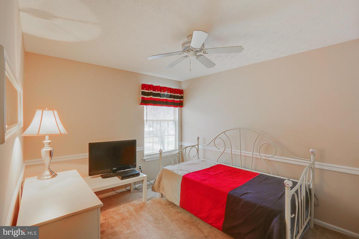 7249 Single Wheel Path Columbia, MD 21046 - Photo 24 of 29 Bedroom