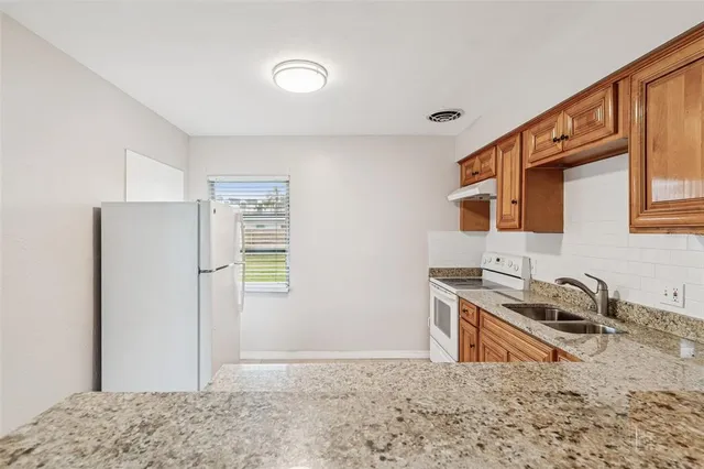 $365,000 | 10970 Grove Terrace, Seminole, FL 33772