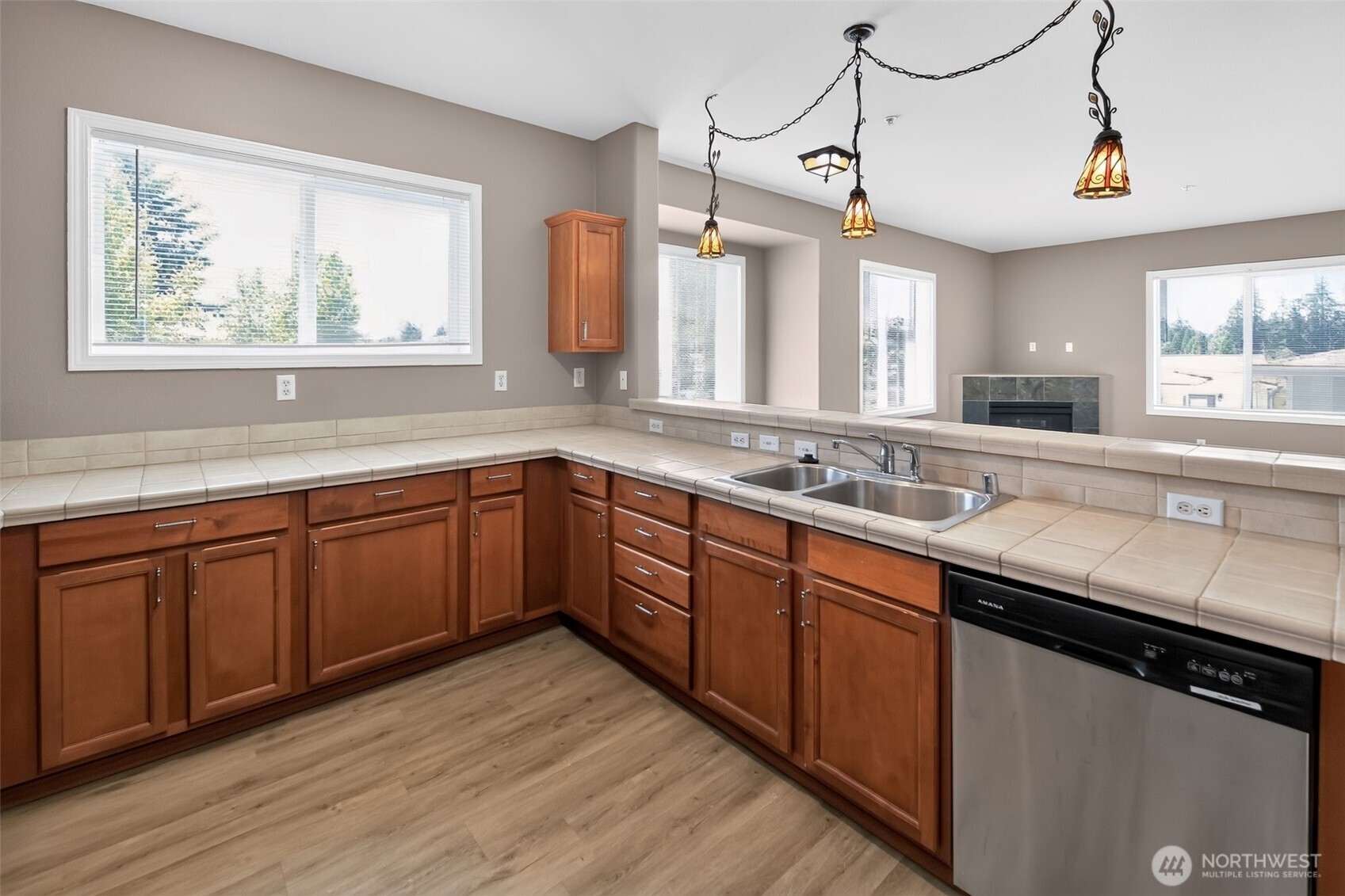 14915 38th Drive Southeast, Unit II3034 Bothell, WA 98012 - Photo 4 of 17