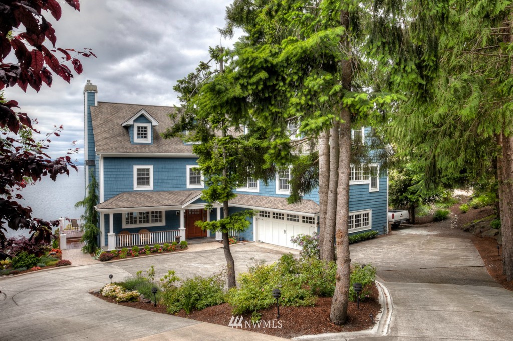 5909 Atlas Place Southwest Seattle, WA 98136 - Photo 2 of 25 Gallery Image 2