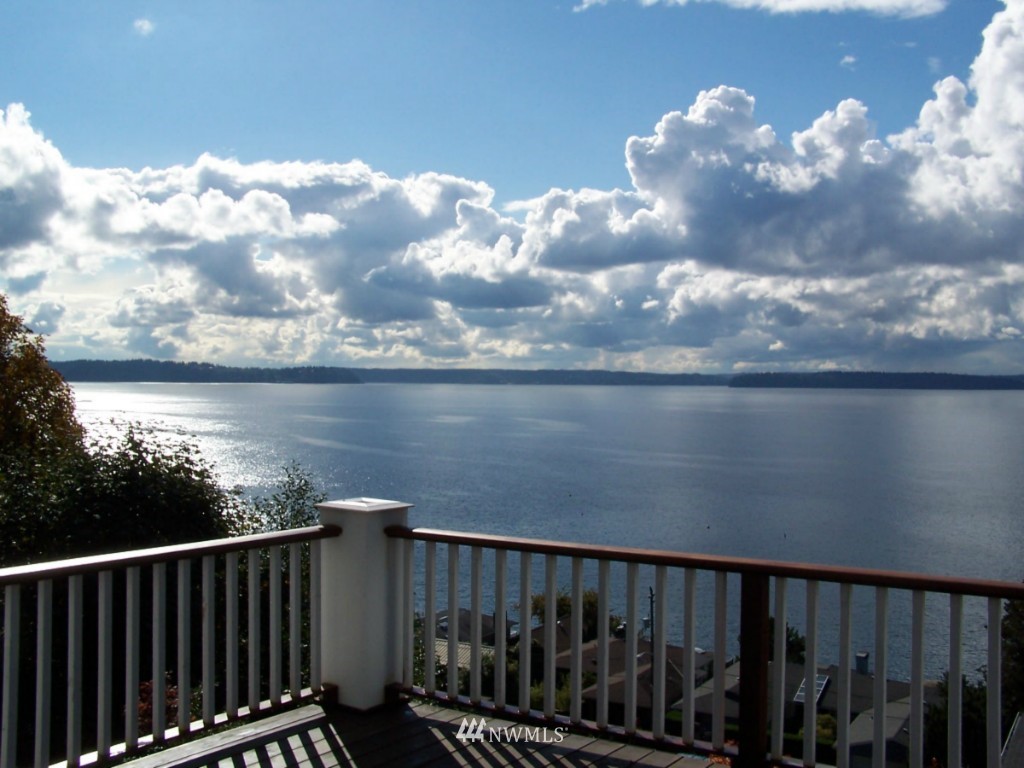 5909 Atlas Place Southwest Seattle, WA 98136 - Photo 11 of 25 Gallery Image 11