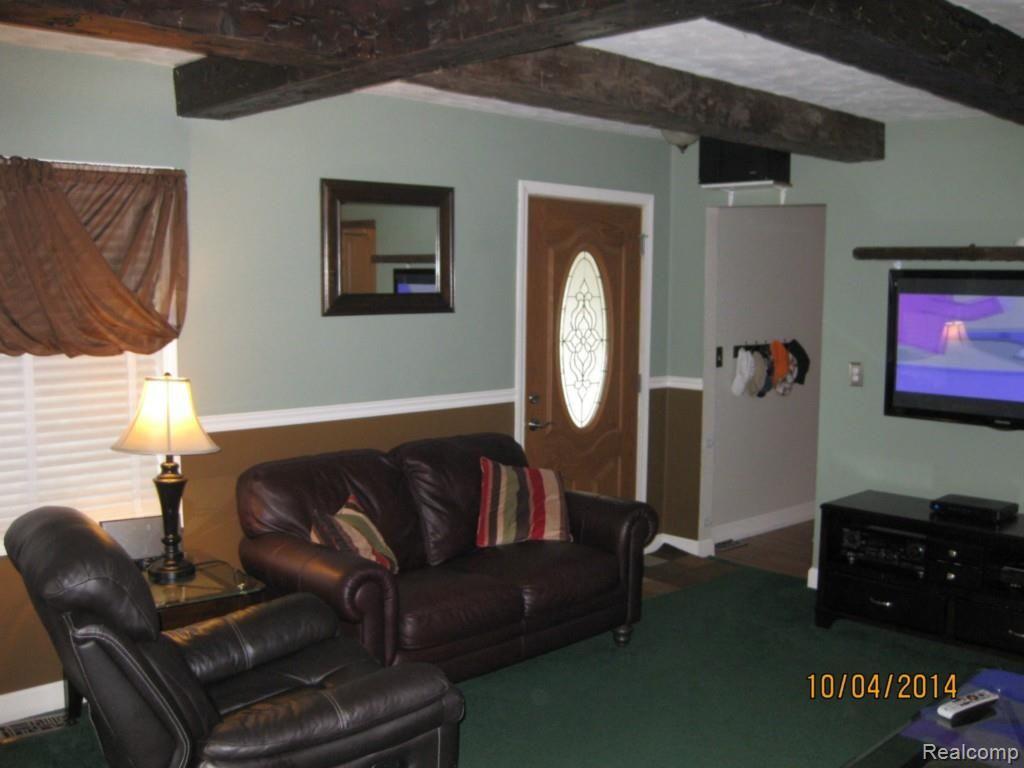 1812 Maxfield Lake Road Hartland, MI 48353 - Photo 26 of 29 IMG_3001.jpg