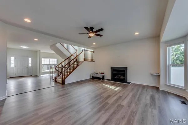 $3,200 | 253 Village Creek Drive, Ballwin, MO 63021