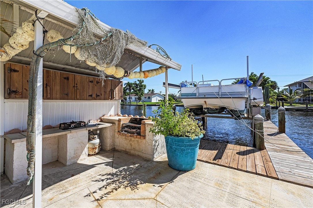 2592 York Road St. James City, FL 33956 - Photo 6 of 29