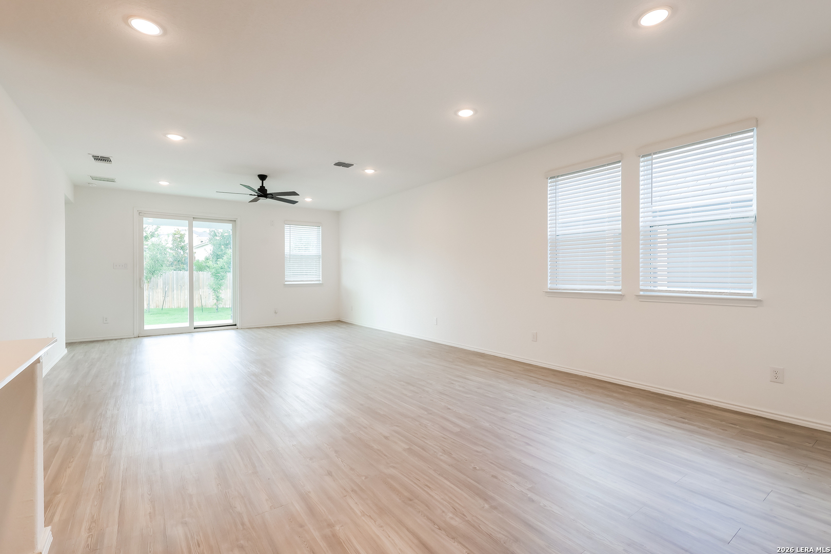 13210 Hagerd Loop St. Hedwig, TX 78152 - Photo 4 of 16