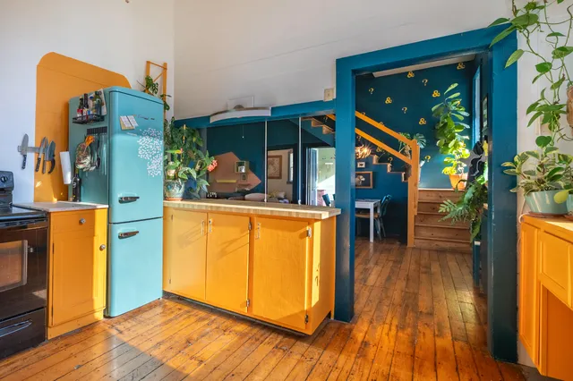 $210,000 | 3056 Indian Valley Road Northwest, Willis, VA 24380