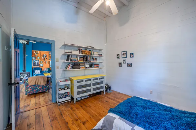 $210,000 | 3056 Indian Valley Road Northwest, Willis, VA 24380