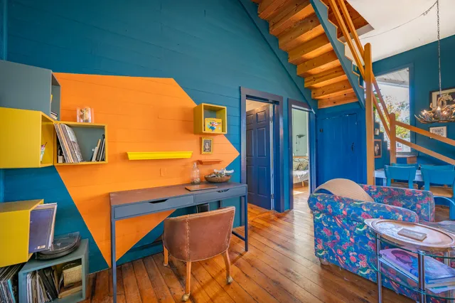 $210,000 | 3056 Indian Valley Road Northwest, Willis, VA 24380