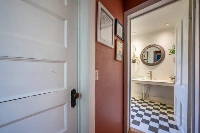 $210,000 | 3056 Indian Valley Road Northwest, Willis, VA 24380