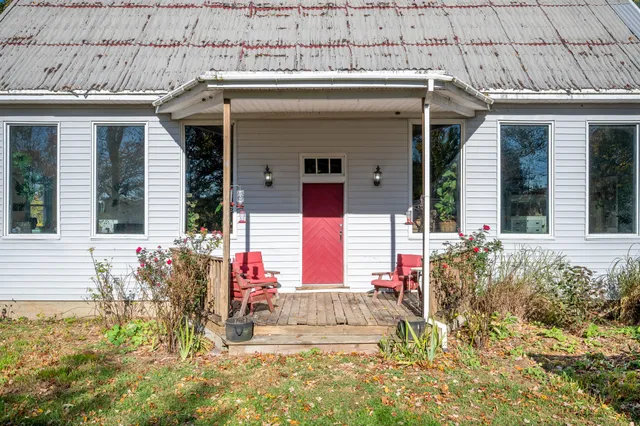 $210,000 | 3056 Indian Valley Road Northwest, Willis, VA 24380