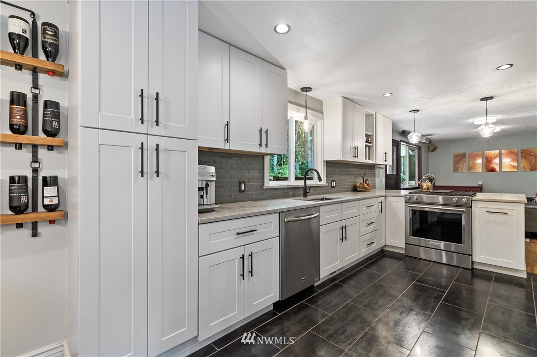 1326 Roland Street Bellingham, WA 98229 - Photo 13 of 40 Gallery Image 13