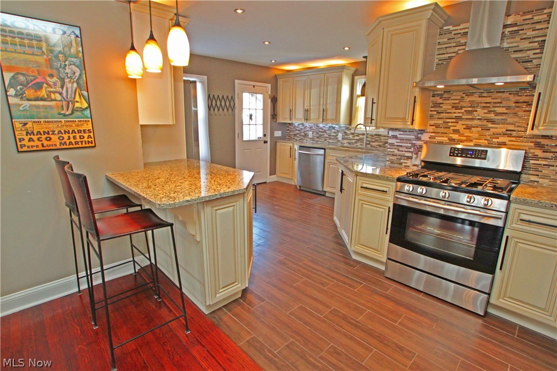 17309 Fernway Road Cleveland, OH 44120 - Photo 15 of 30 Gallery Image 15