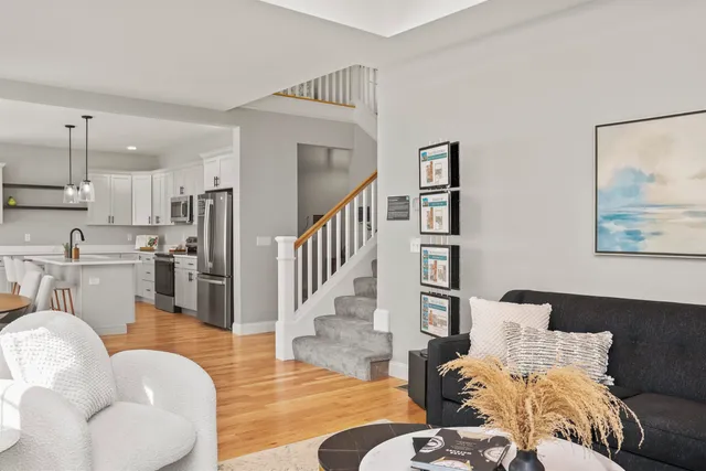 $926,400 | 3 Summerwind Place, Unit 3, Greenland, NH 03840