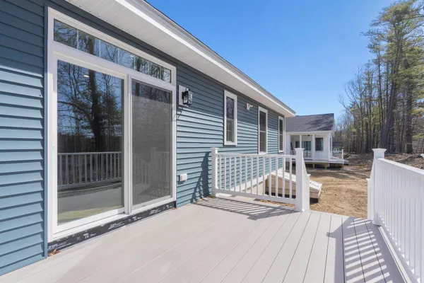 $926,400 | 3 Summerwind Place, Unit 3, Greenland, NH 03840