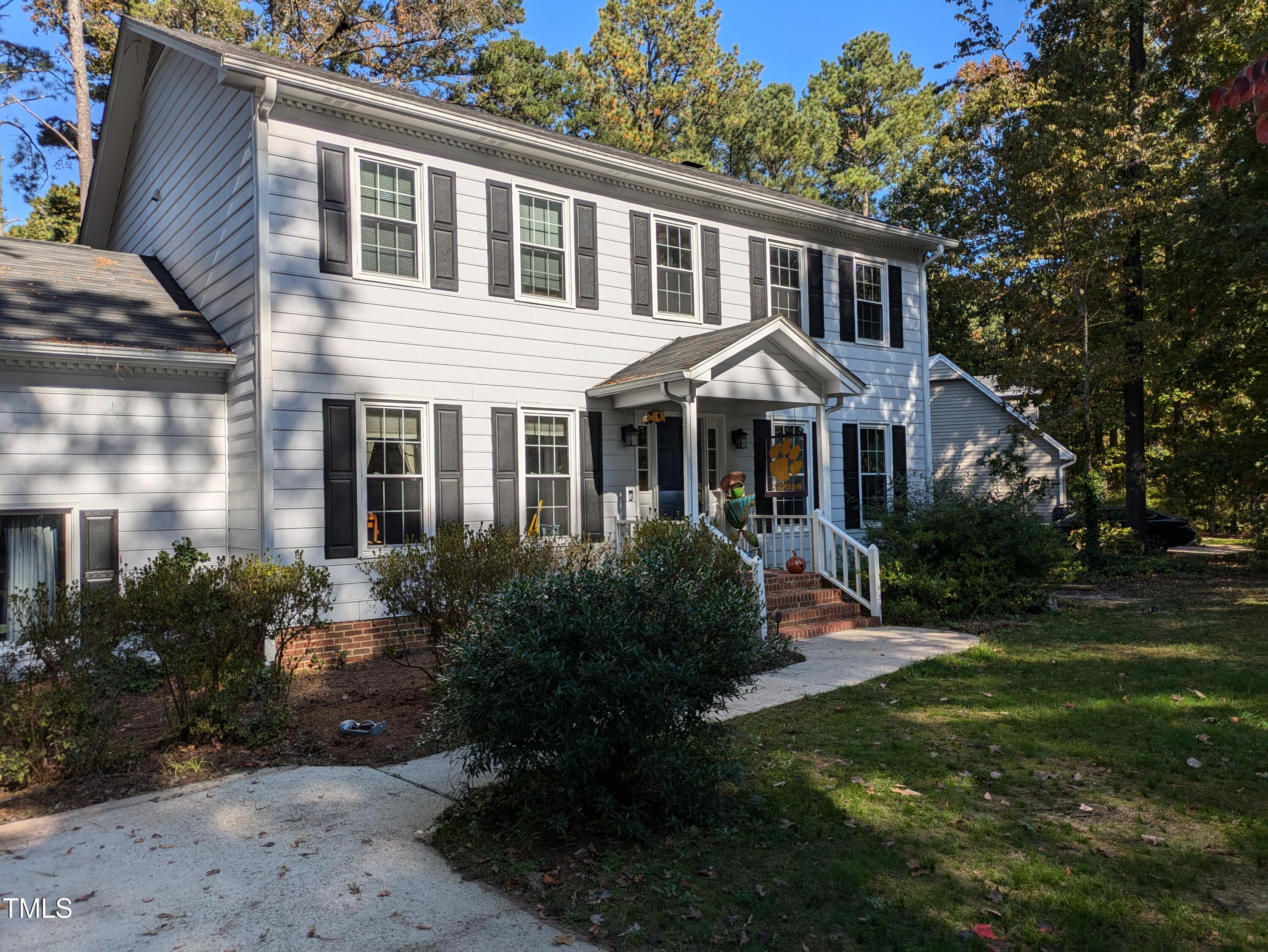 5012 Knaresborough Road Raleigh, NC 27612 - Photo 2 of 35 Covered front porch