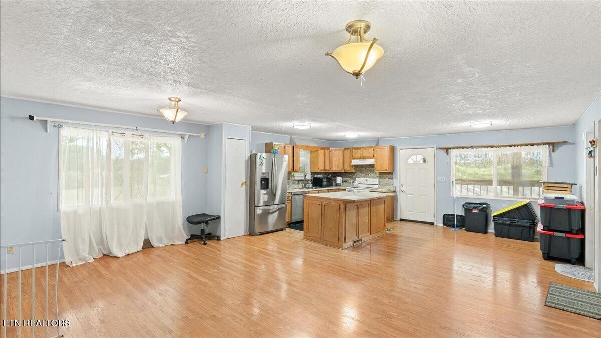 936 Wheeler Road White Pine, TN 37890 - Photo 6 of 33 Gallery Image 6