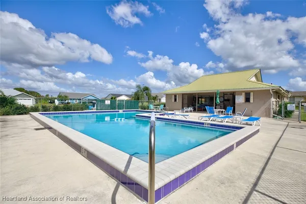 $224,000 | 347 Grove Circle, Avon Park, FL 33825