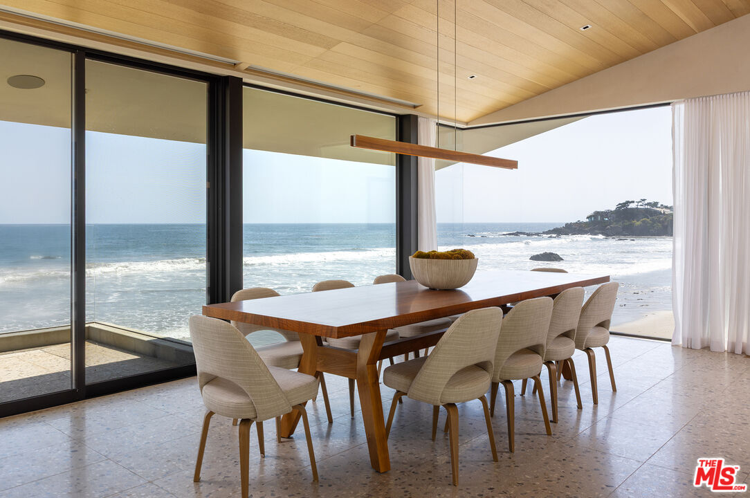31388 Broad Beach Road Malibu, CA 90265 - Photo 6 of 36