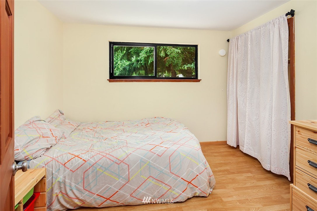 9405 Southwest Gorsuch Road Vashon, WA 98070 - Photo 15 of 23 Gallery Image 15